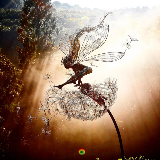 Wonderland Garden Decoration with Dancing Spirits